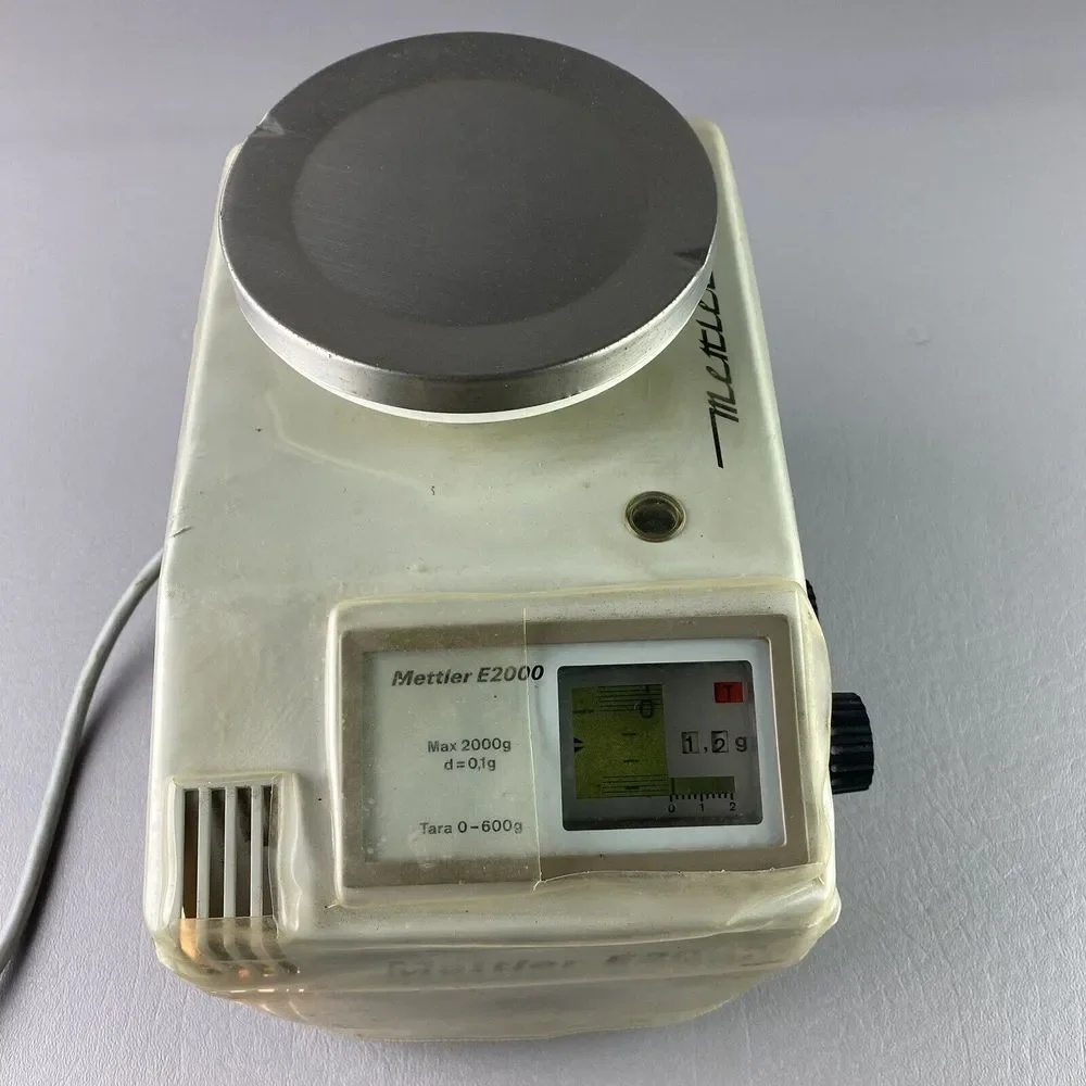 Mettler E2000 2kg Capacity Gram Scale w/ 5